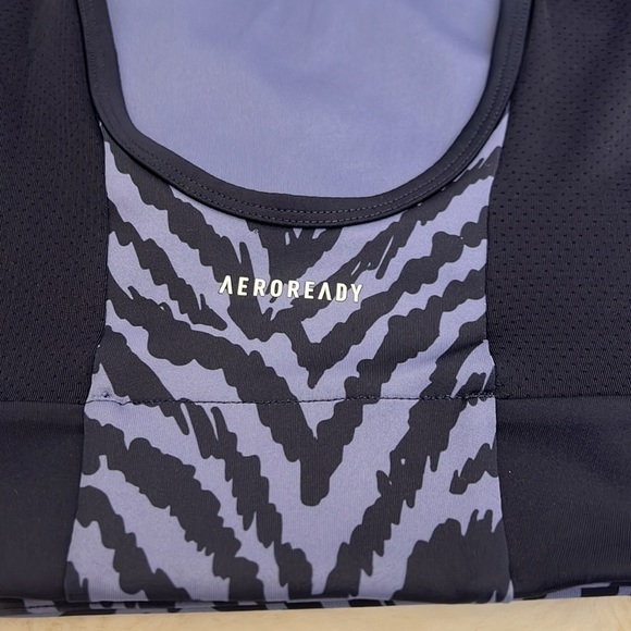 Adidas cropped athletic top size L NWT blue and purple scooped back with mesh - Picture 5 of 13